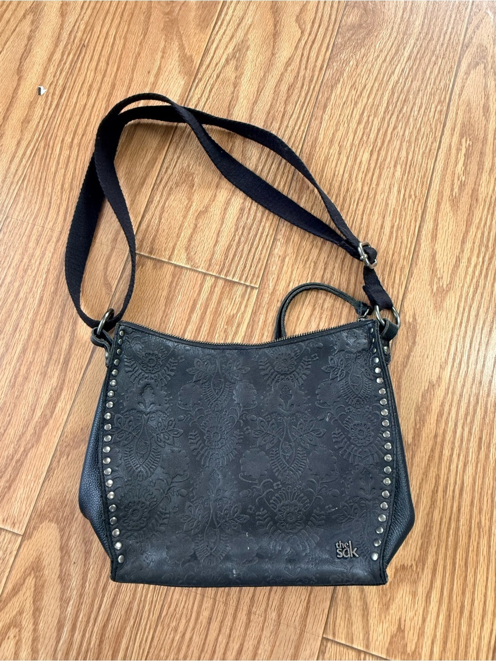 The SAK Saratoga Black Embossed Leather Floral Crossbody Purse Bag Rivets Boho